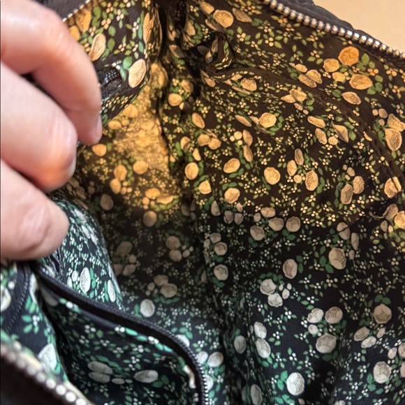 Vera Bradley Black Shoulder Bag - Picture 9 of 9